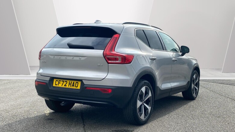 Volvo XC40 2.0 B4P Ultimate Dark 5dr Auto Petrol Estate